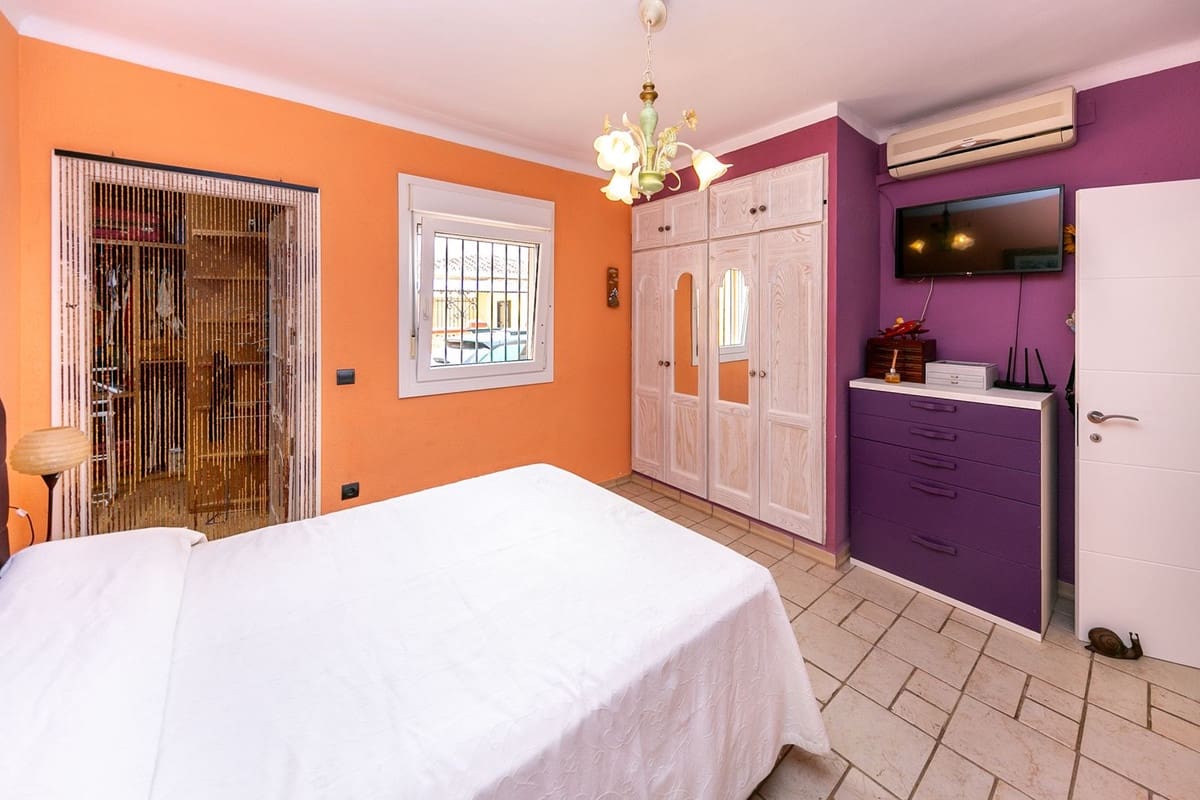 4 sypialnia Willa na sprzedaż w Benalmadena z garażem - 825 000 € (Ref: 9432576)