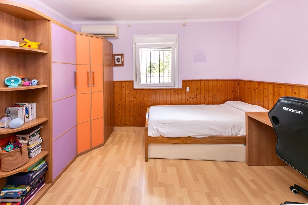 4 sypialnia Willa na sprzedaż w Benalmadena z garażem - 825 000 € (Ref: 9432576)