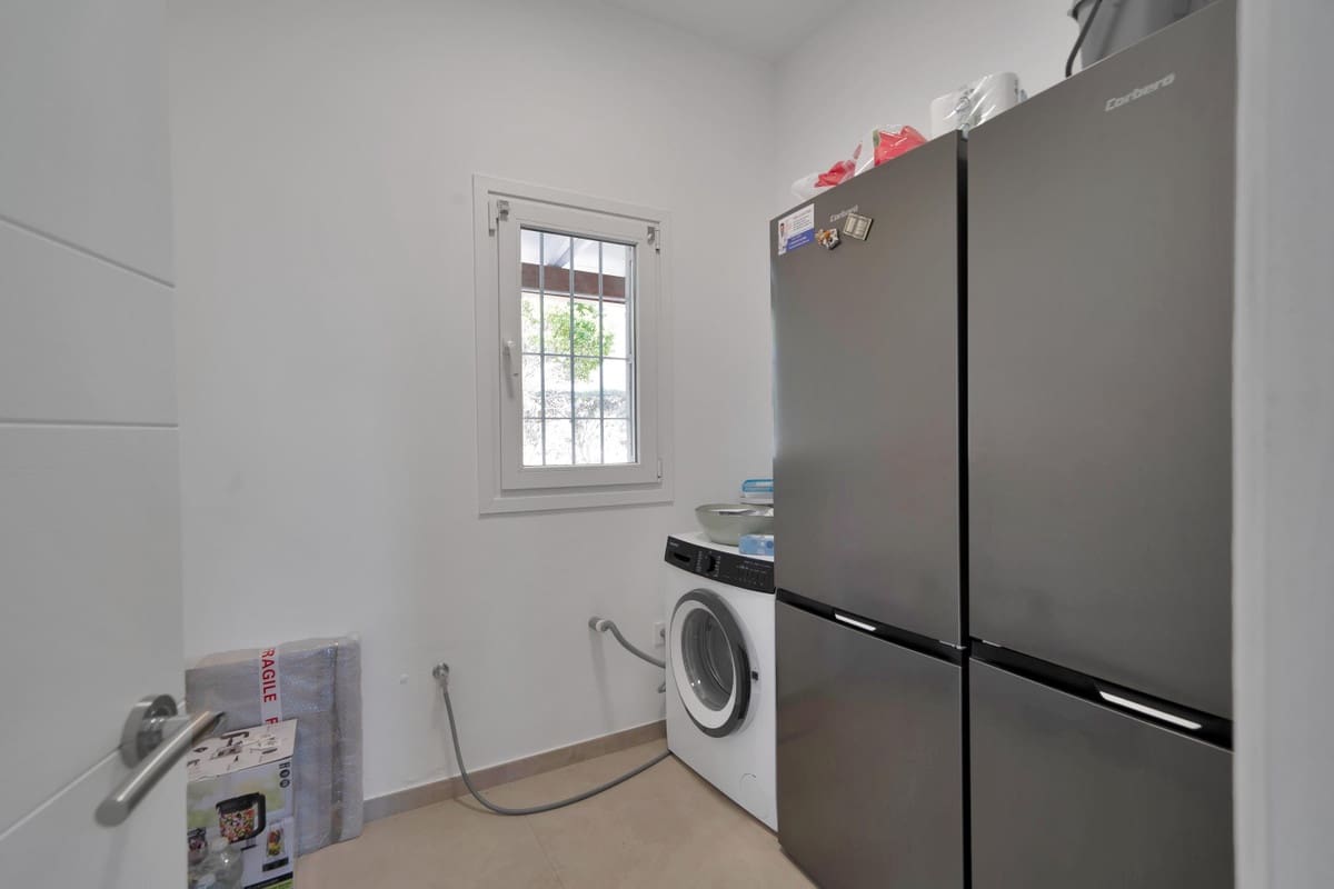 9 bedroom Villa for sale in Benalmadena - € 2,950,000 (Ref: 9432577)