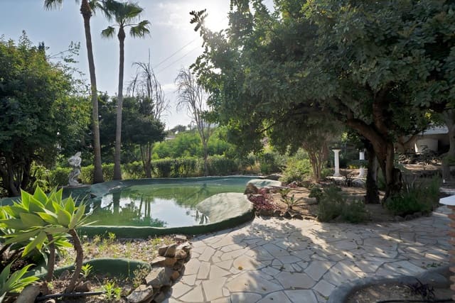 9 quarto Moradia para venda em Benalmádena - 2 950 000 € (Ref: 9432577)