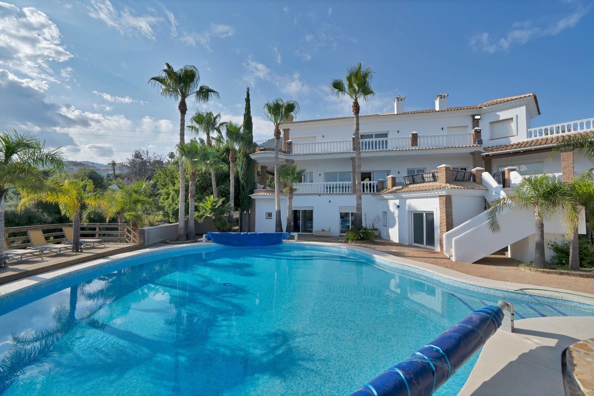 9 sypialnia Willa na sprzedaż w Benalmadena - 2 950 000 € (Ref: 9432577)