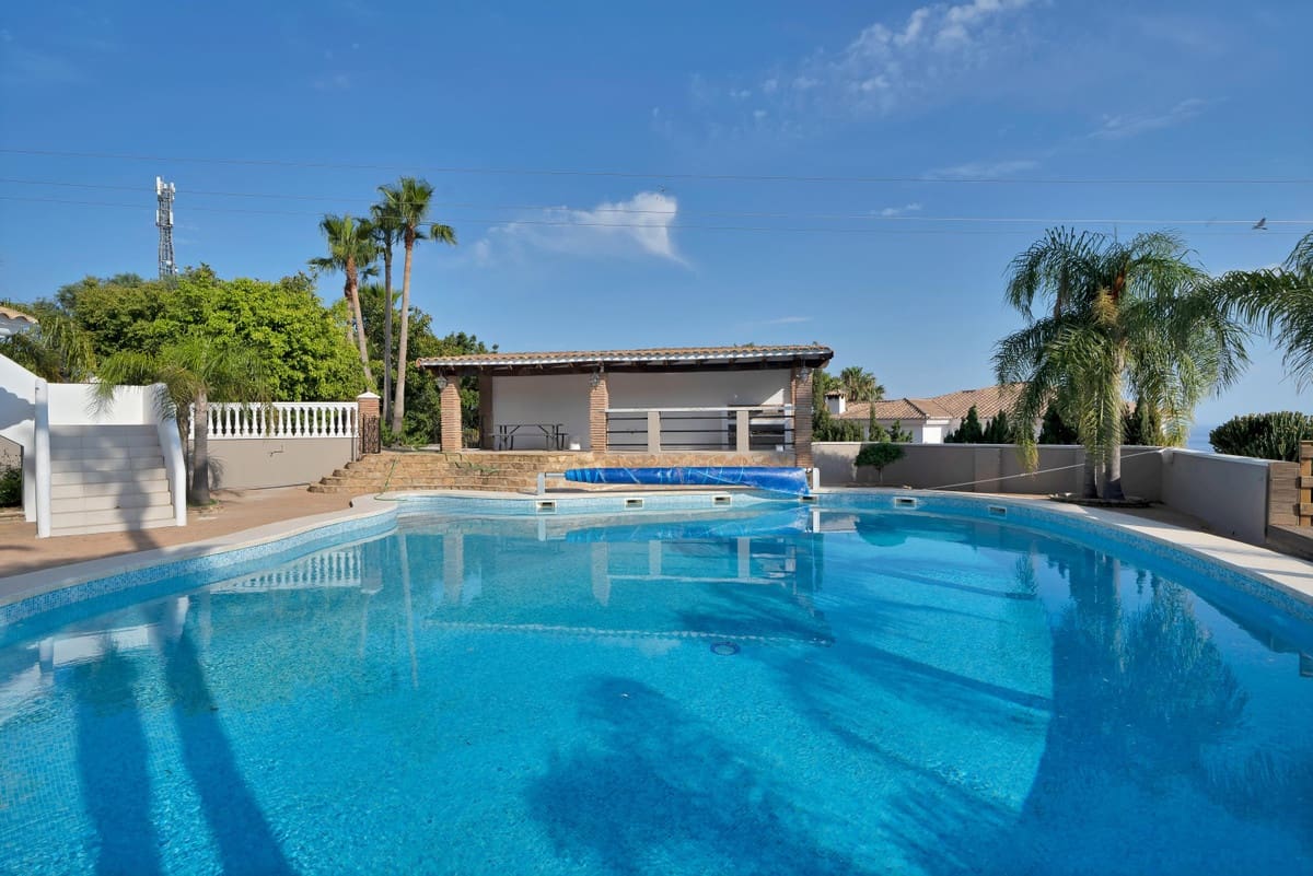 9 sypialnia Willa na sprzedaż w Benalmadena - 2 950 000 € (Ref: 9432577)