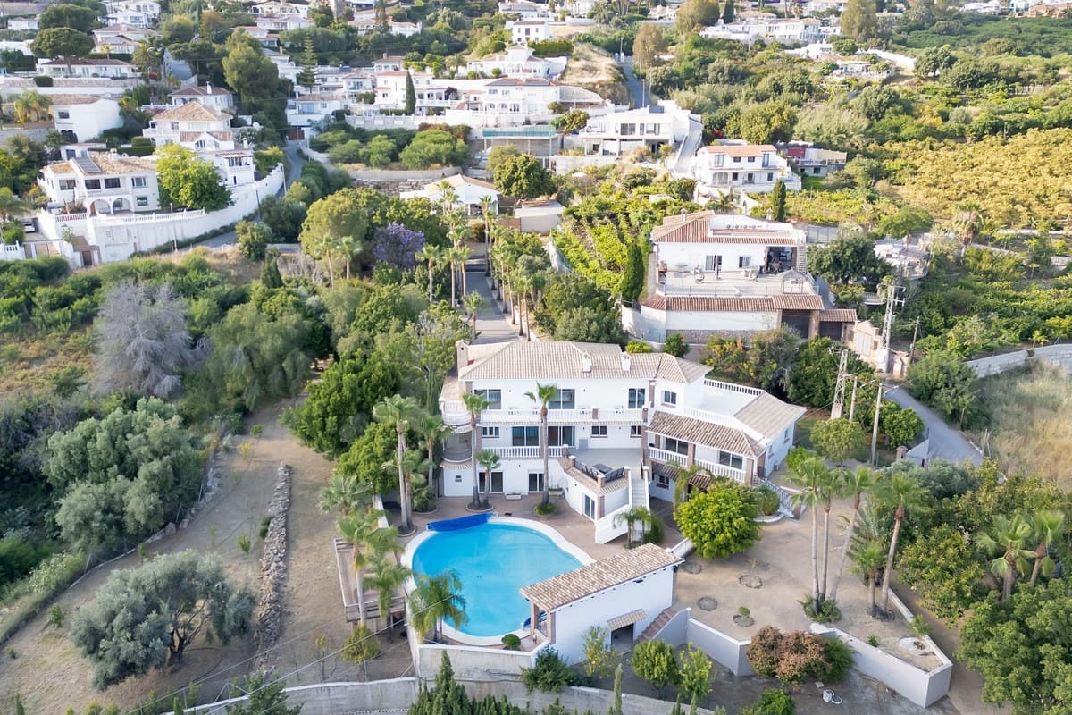 9 sypialnia Willa na sprzedaż w Benalmadena - 2 950 000 € (Ref: 9432577)