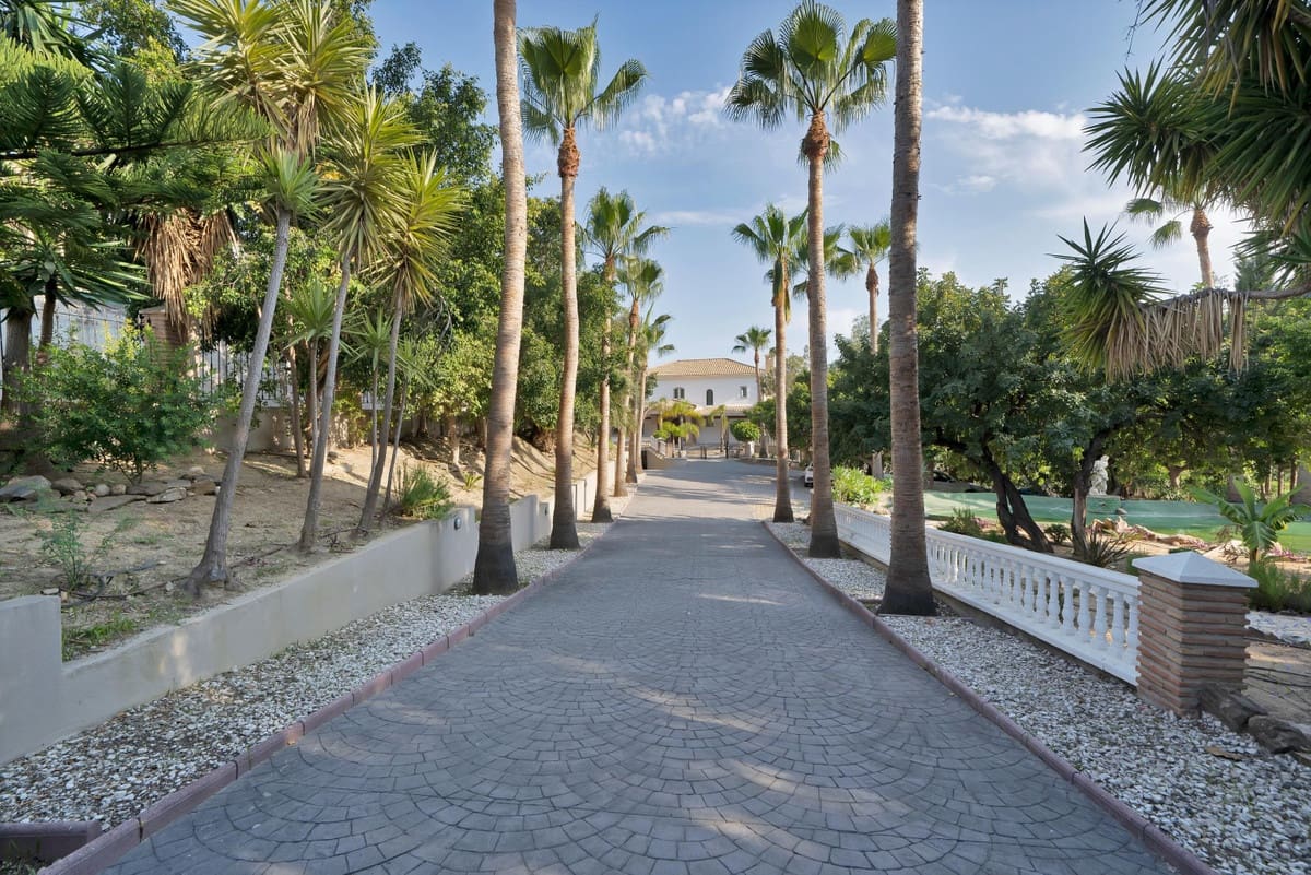 9 sypialnia Willa na sprzedaż w Benalmadena - 2 950 000 € (Ref: 9432577)