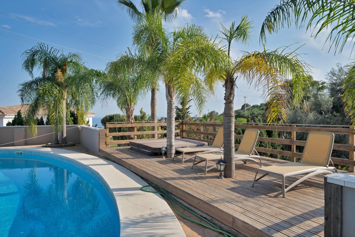 9 sypialnia Willa na sprzedaż w Benalmadena - 2 950 000 € (Ref: 9432577)