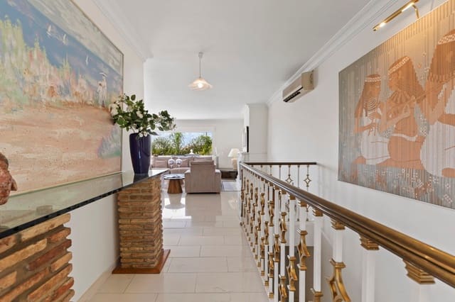 6 bedroom Villa for sale in Benalmádena - € 1,250,000 (Ref: 9432578)