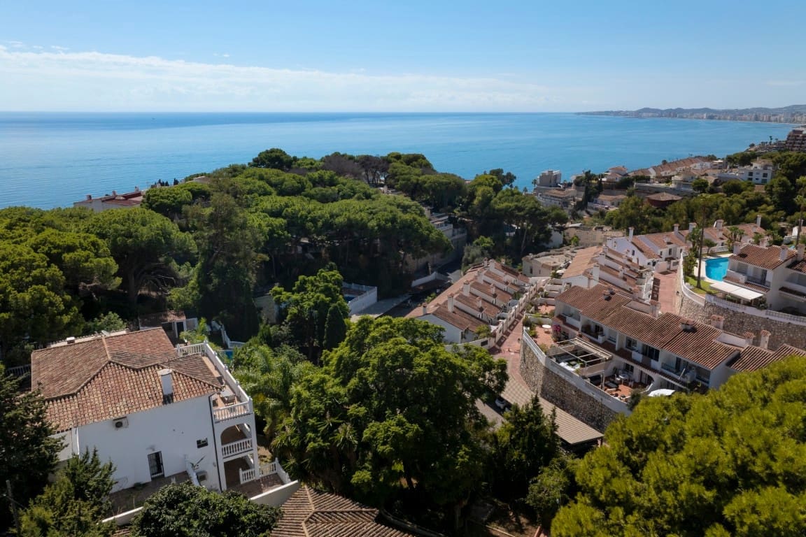 6 bedroom Villa for sale in Benalmadena - € 1,250,000 (Ref: 9432578)