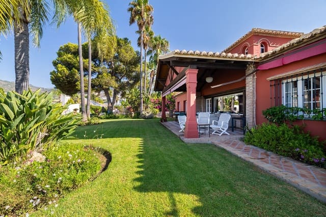 8 bedroom Villa for sale in Benalmádena with garage - € 3,500,000 (Ref: 9432579)