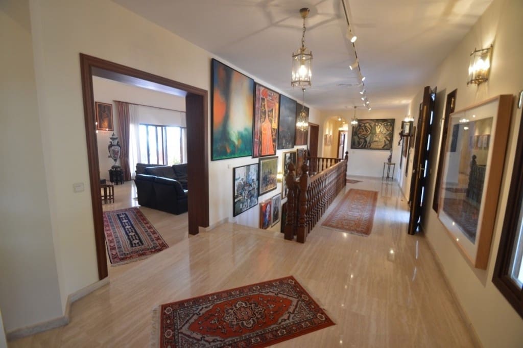 7 sypialnia Willa na sprzedaż w Benalmadena z garażem - 1 800 000 € (Ref: 9432580)