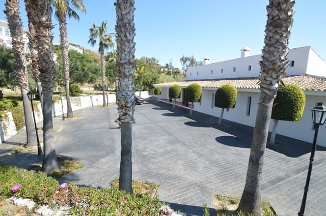 7 sypialnia Willa na sprzedaż w Benalmádena z garażem - 1 800 000 € (Ref: 9432580)