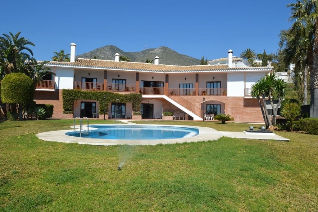 7 sypialnia Willa na sprzedaż w Benalmadena z garażem - 1 800 000 € (Ref: 9432580)