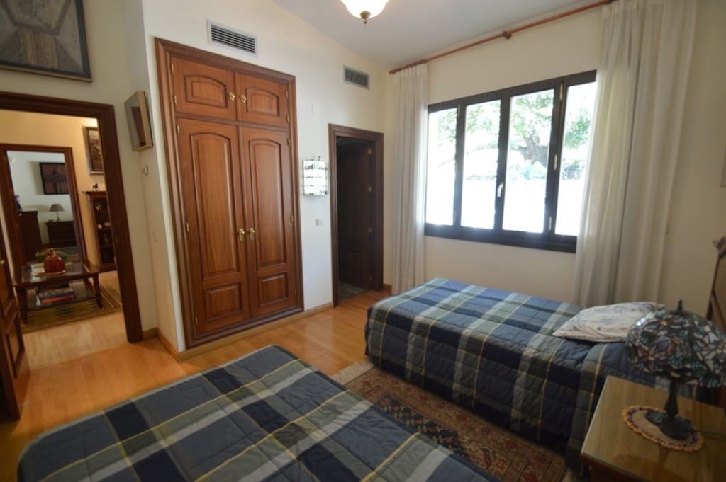 7 sypialnia Willa na sprzedaż w Benalmadena z garażem - 1 800 000 € (Ref: 9432580)