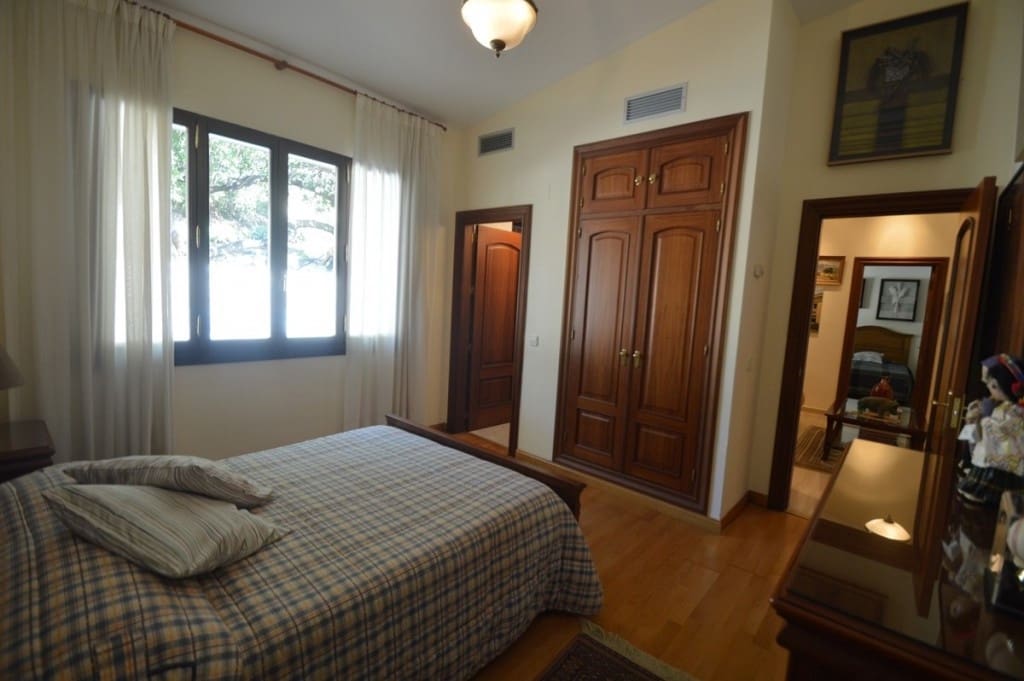 7 sypialnia Willa na sprzedaż w Benalmadena z garażem - 1 800 000 € (Ref: 9432580)