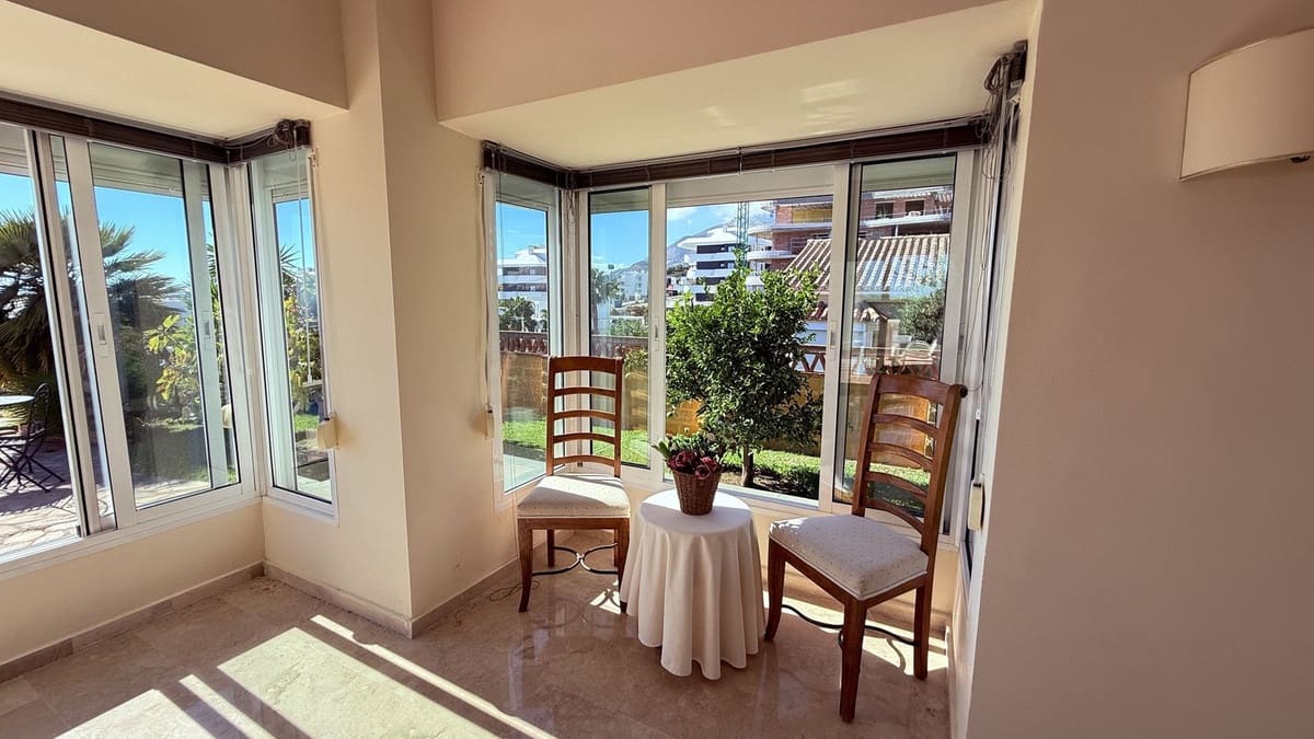 4 bedroom Villa for sale in Benalmadena with garage - € 2,500,000 (Ref: 9489799)