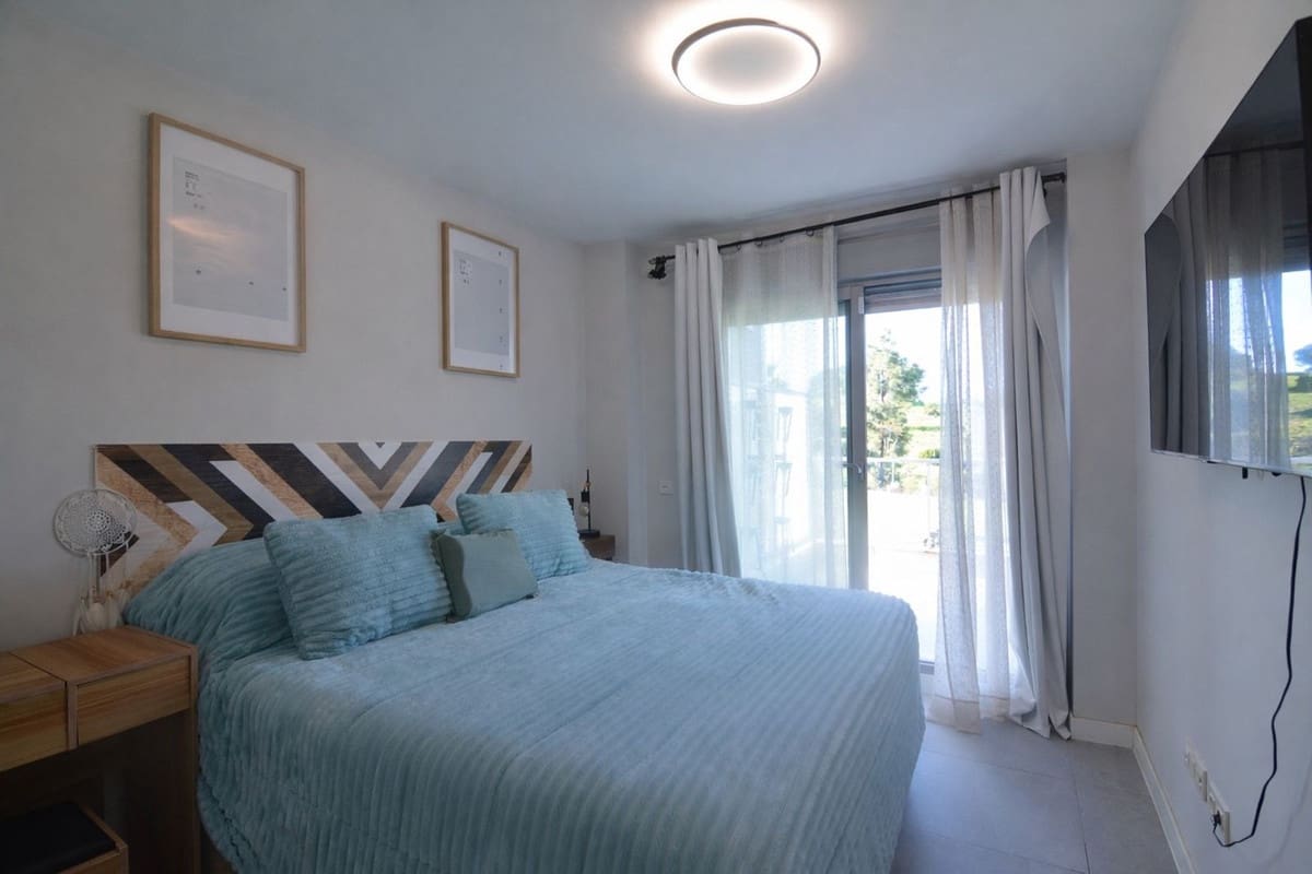 3 bedroom Apartment for sale in El Chaparral with garage - € 585,000 (Ref: 9489800)