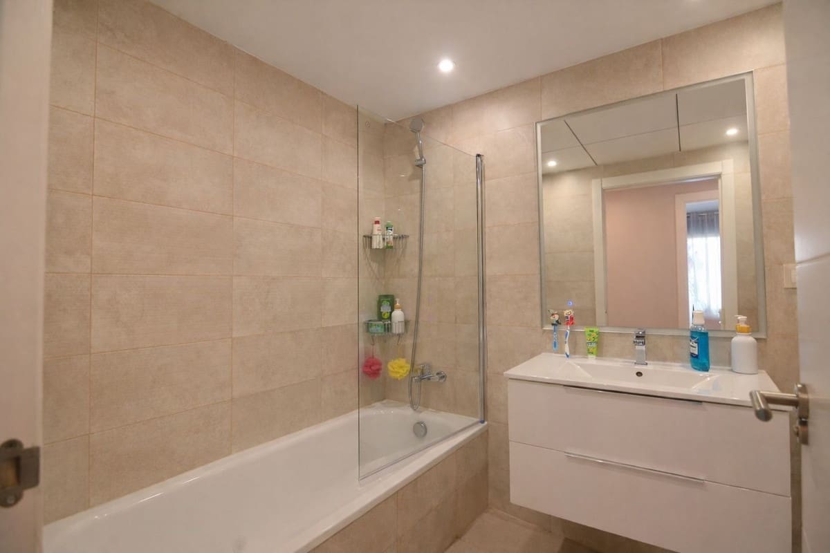 3 bedroom Apartment for sale in El Chaparral with garage - € 585,000 (Ref: 9489800)