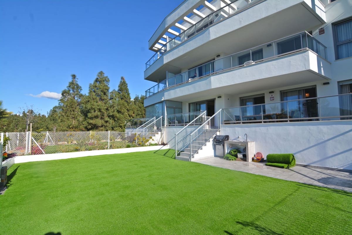 3 bedroom Apartment for sale in El Chaparral with garage - € 585,000 (Ref: 9489800)