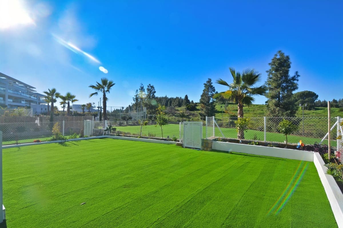 3 bedroom Apartment for sale in El Chaparral with garage - € 585,000 (Ref: 9489800)