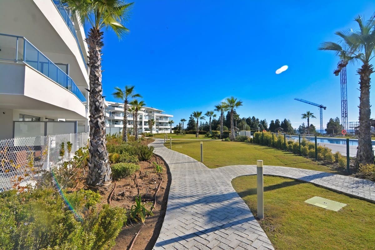 3 bedroom Apartment for sale in El Chaparral with garage - € 585,000 (Ref: 9489800)