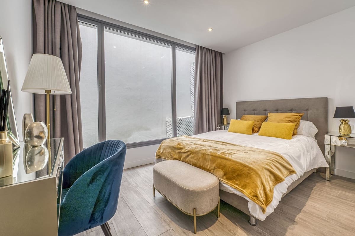 5 bedroom Villa for sale in Cancelada with garage - € 2,350,000 (Ref: 9503096)