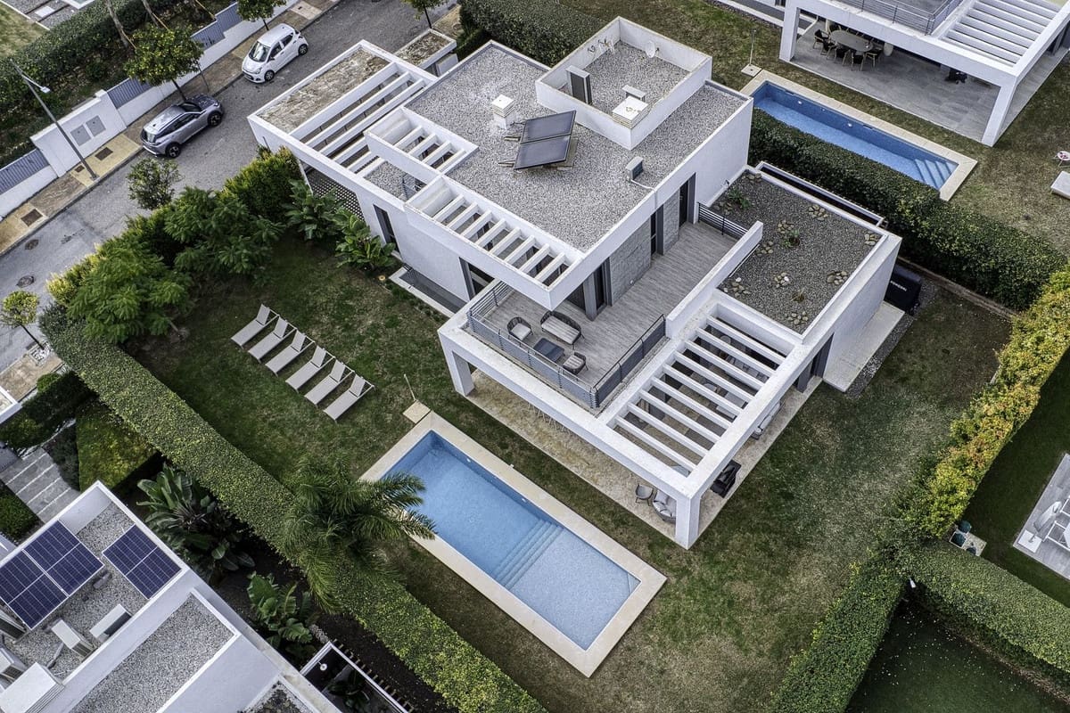 5 bedroom Villa for sale in Cancelada with garage - € 2,350,000 (Ref: 9503096)