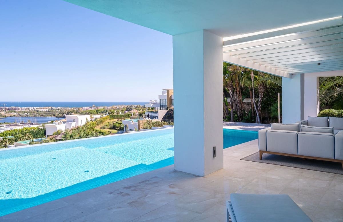 6 chambre Villa/Maison à vendre à Los Flamingos avec garage - 9 900 000 € (Ref: 9503098)
