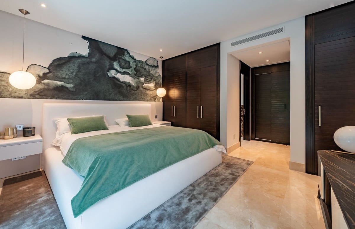 6 chambre Villa/Maison à vendre à Los Flamingos avec garage - 9 900 000 € (Ref: 9503098)