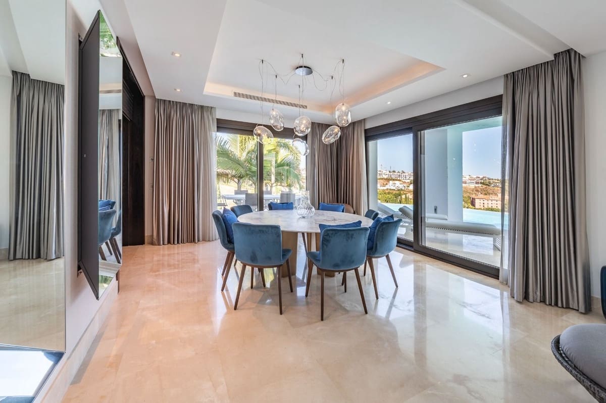6 chambre Villa/Maison à vendre à Los Flamingos avec garage - 9 900 000 € (Ref: 9503098)
