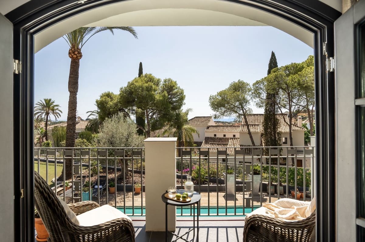 5 soveværelse Villa til salg i Estepona - € 3.195.000 (Ref: 9503099)