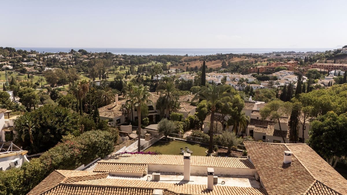 5 soveværelse Villa til salg i Estepona - € 3.195.000 (Ref: 9503099)