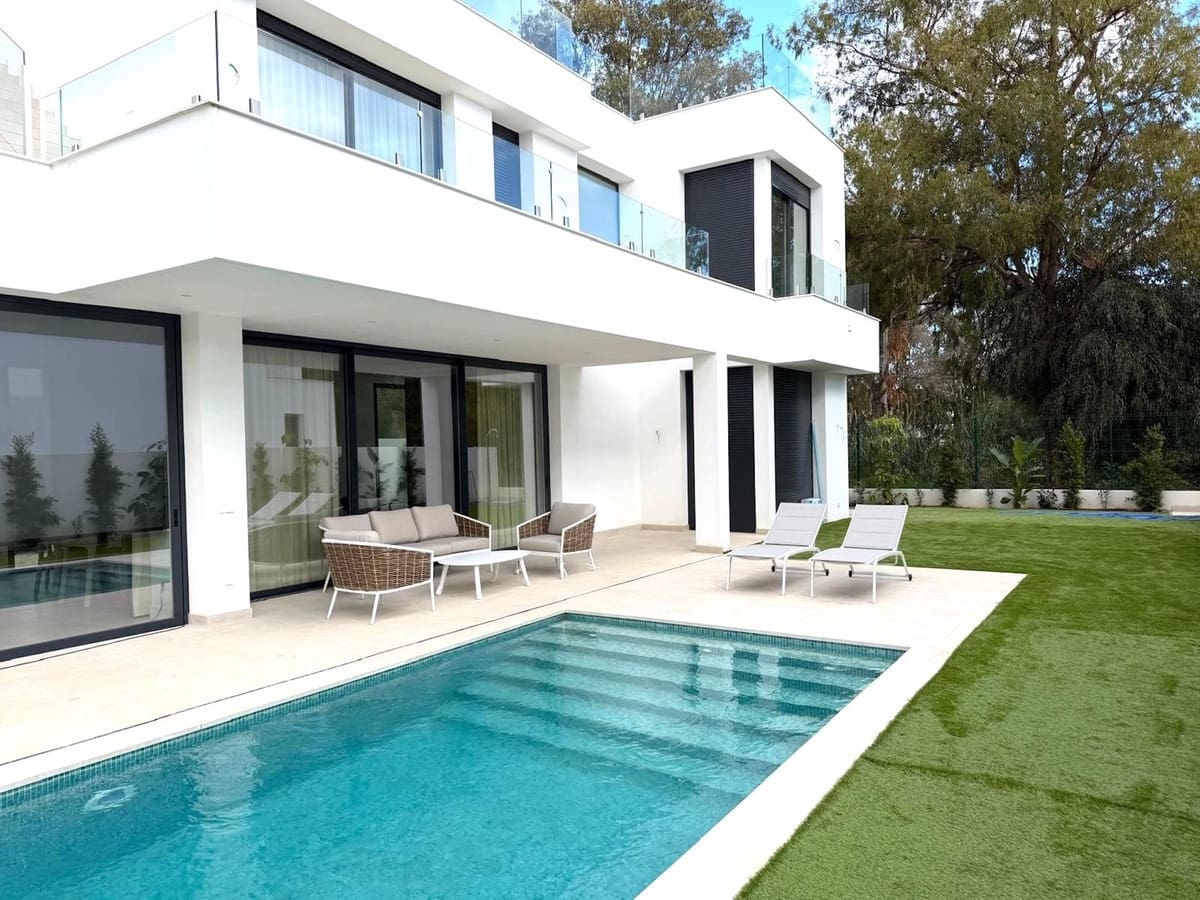 5 bedroom Villa for sale in Atalaya-Isdabe - € 2,000,000 (Ref: 9503103)