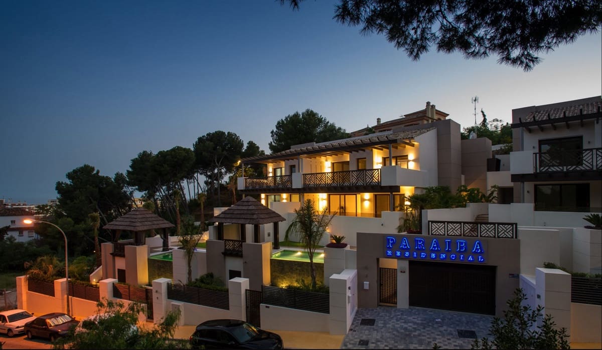 3 sypialnia Dom na sprzedaż w Marbella - 1 800 000 € (Ref: 9503105)