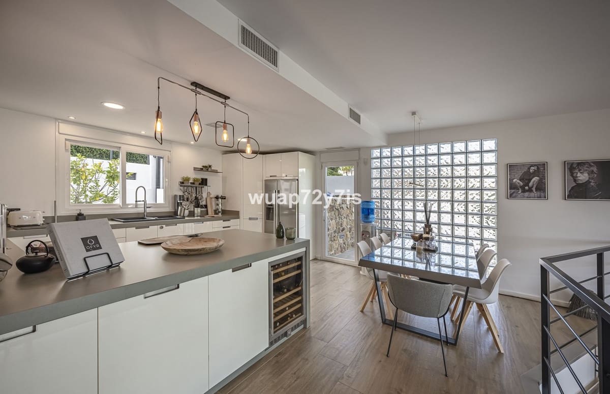 4 sypialnia Willa na sprzedaż w San Pedro de Alcantara - 1 750 000 € (Ref: 9503108)