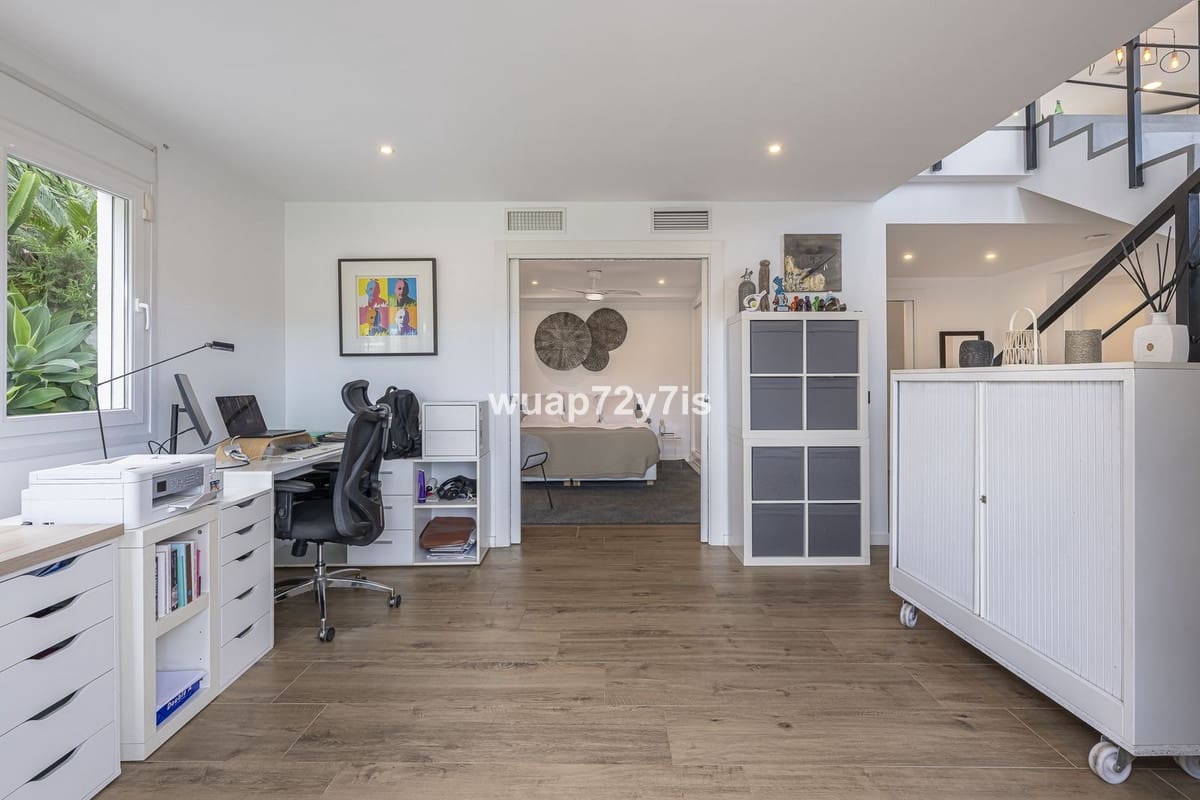 4 sypialnia Willa na sprzedaż w San Pedro de Alcantara - 1 750 000 € (Ref: 9503108)