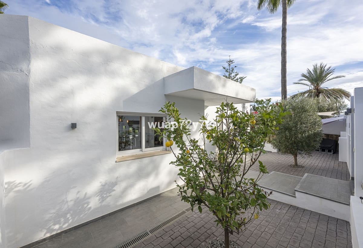 4 sypialnia Willa na sprzedaż w San Pedro de Alcantara - 1 750 000 € (Ref: 9503108)