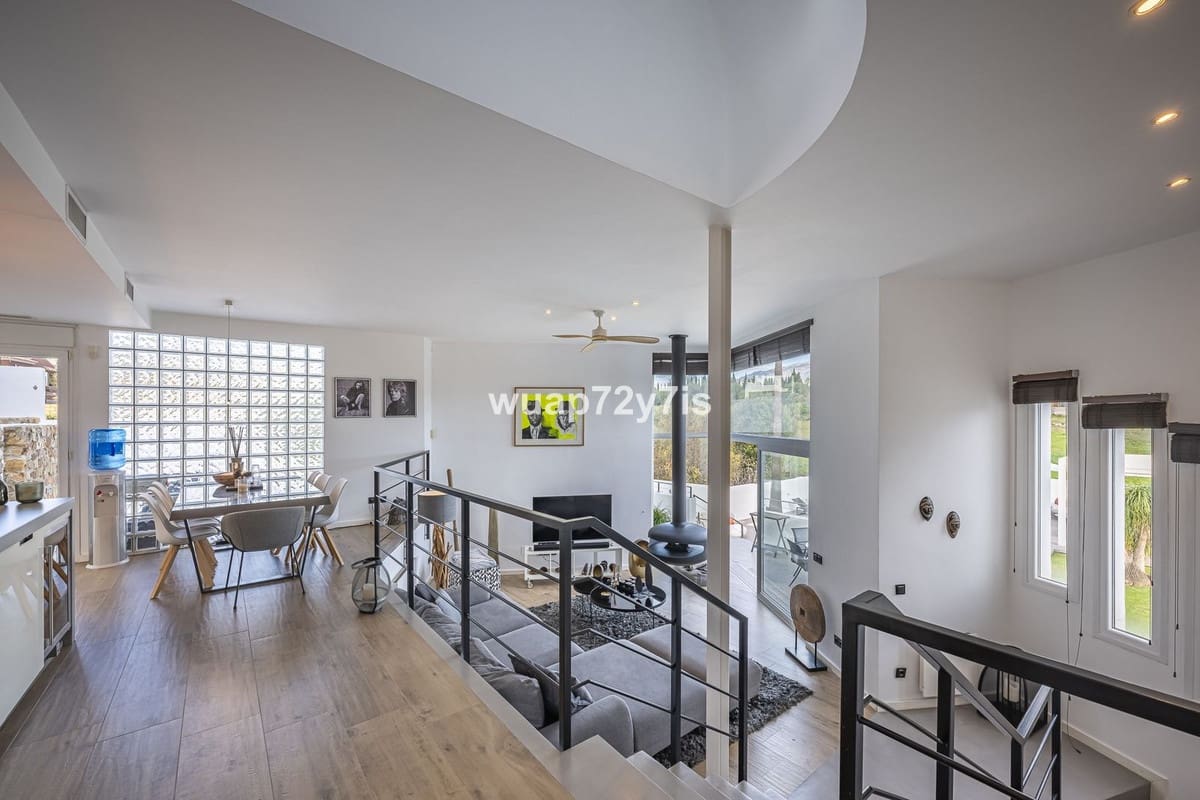 4 sypialnia Willa na sprzedaż w San Pedro de Alcantara - 1 750 000 € (Ref: 9503108)