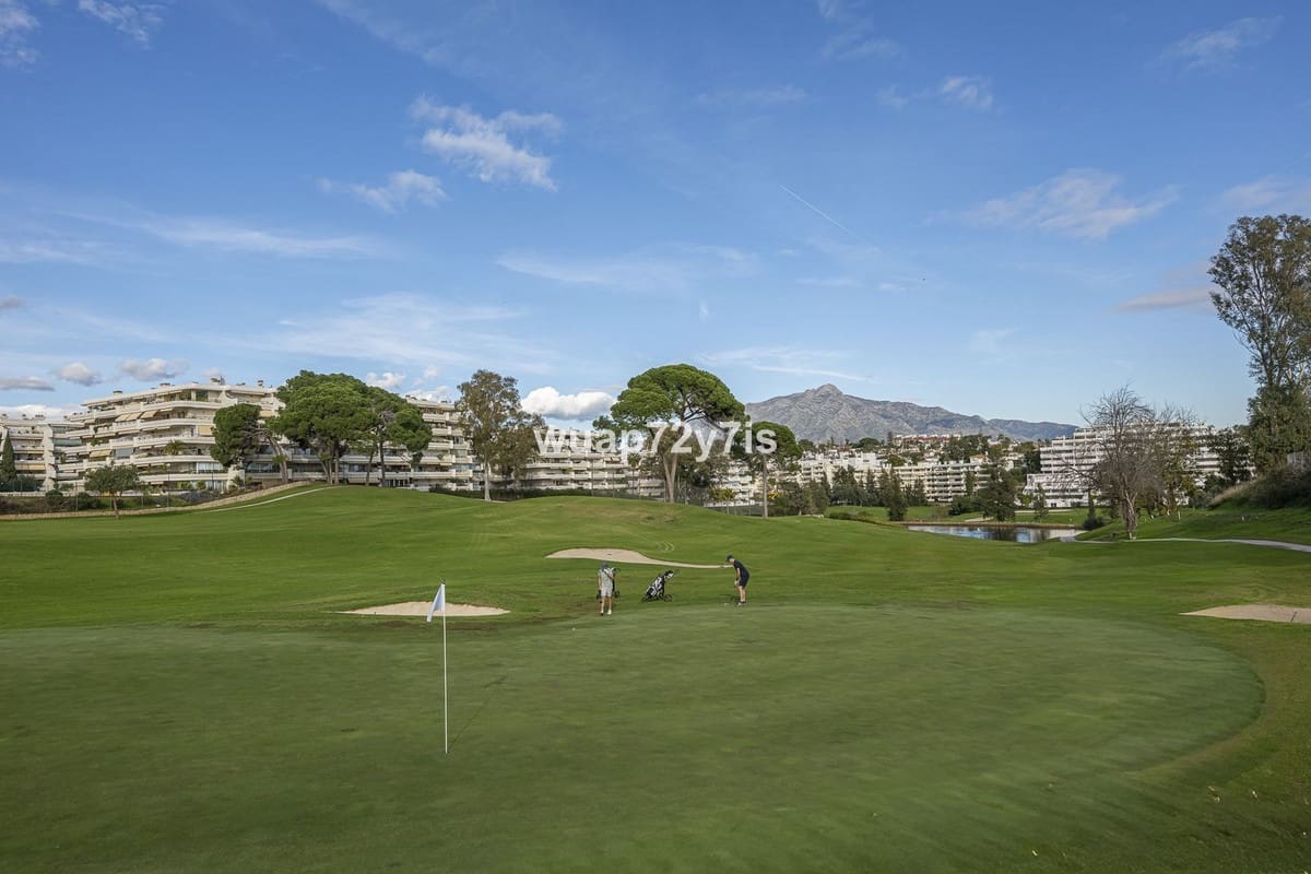 4 slaapkamer Villa te koop in Guadalmina - € 1.750.000 (Ref: 9503108)