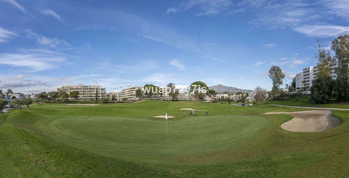 4 slaapkamer Villa te koop in Guadalmina - € 1.750.000 (Ref: 9503108)