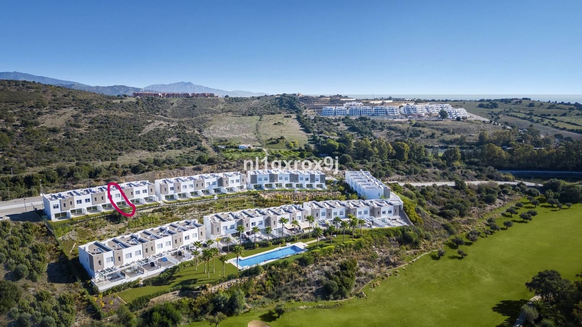 3 soverom Hus til salgs i Estepona - € 455 000 (Ref: 9503109)