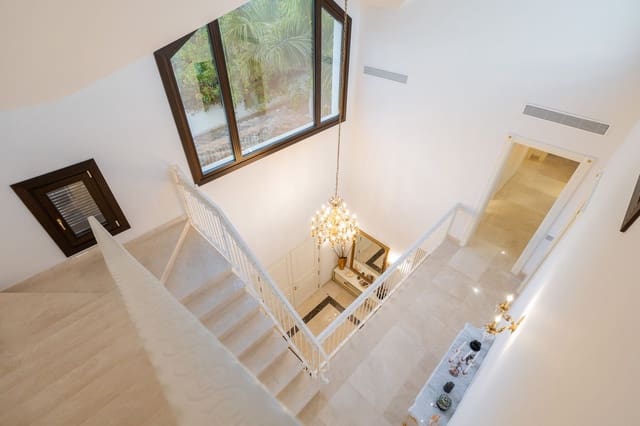 7 sypialnia Willa na sprzedaż w Guadalmina Baja, Marbella z garażem - 5 190 000 € (Ref: 9503111)