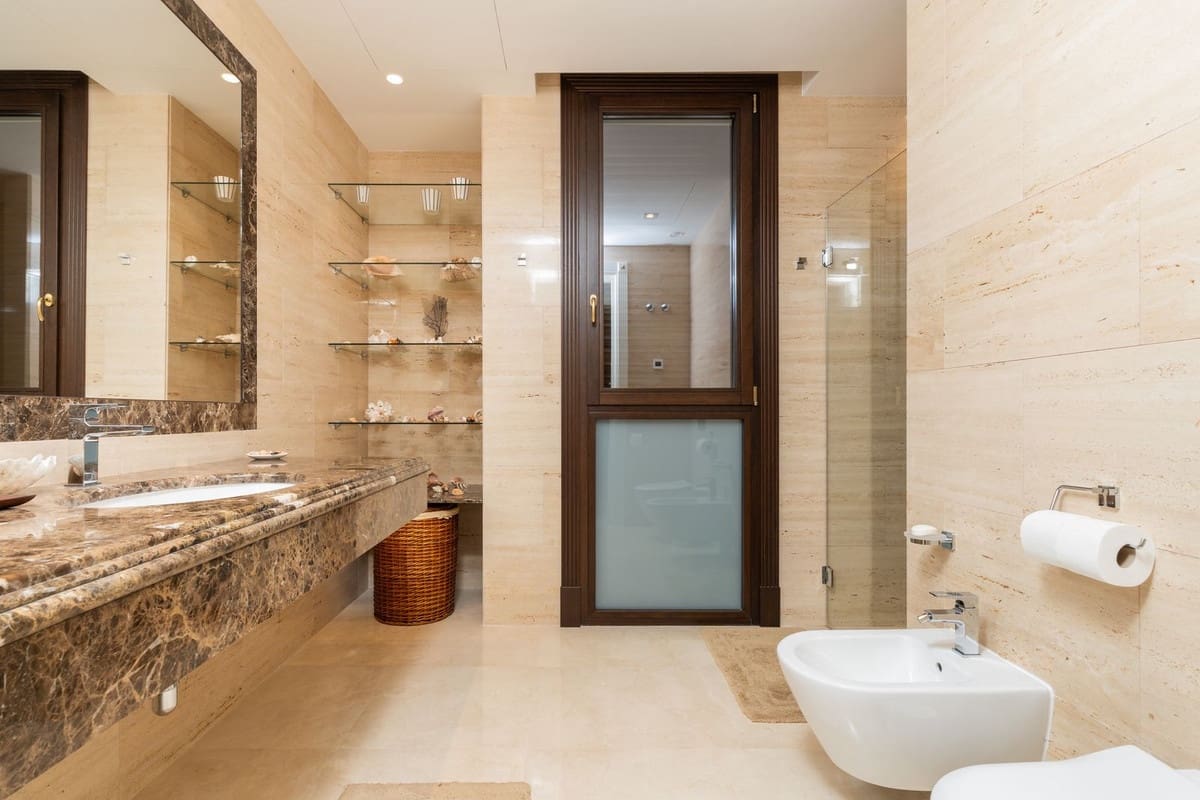 7 sypialnia Willa na sprzedaż w Guadalmina z garażem - 5 190 000 € (Ref: 9503111)