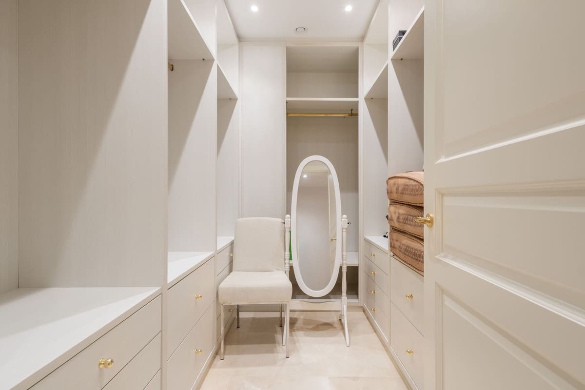 7 sypialnia Willa na sprzedaż w Guadalmina z garażem - 5 190 000 € (Ref: 9503111)