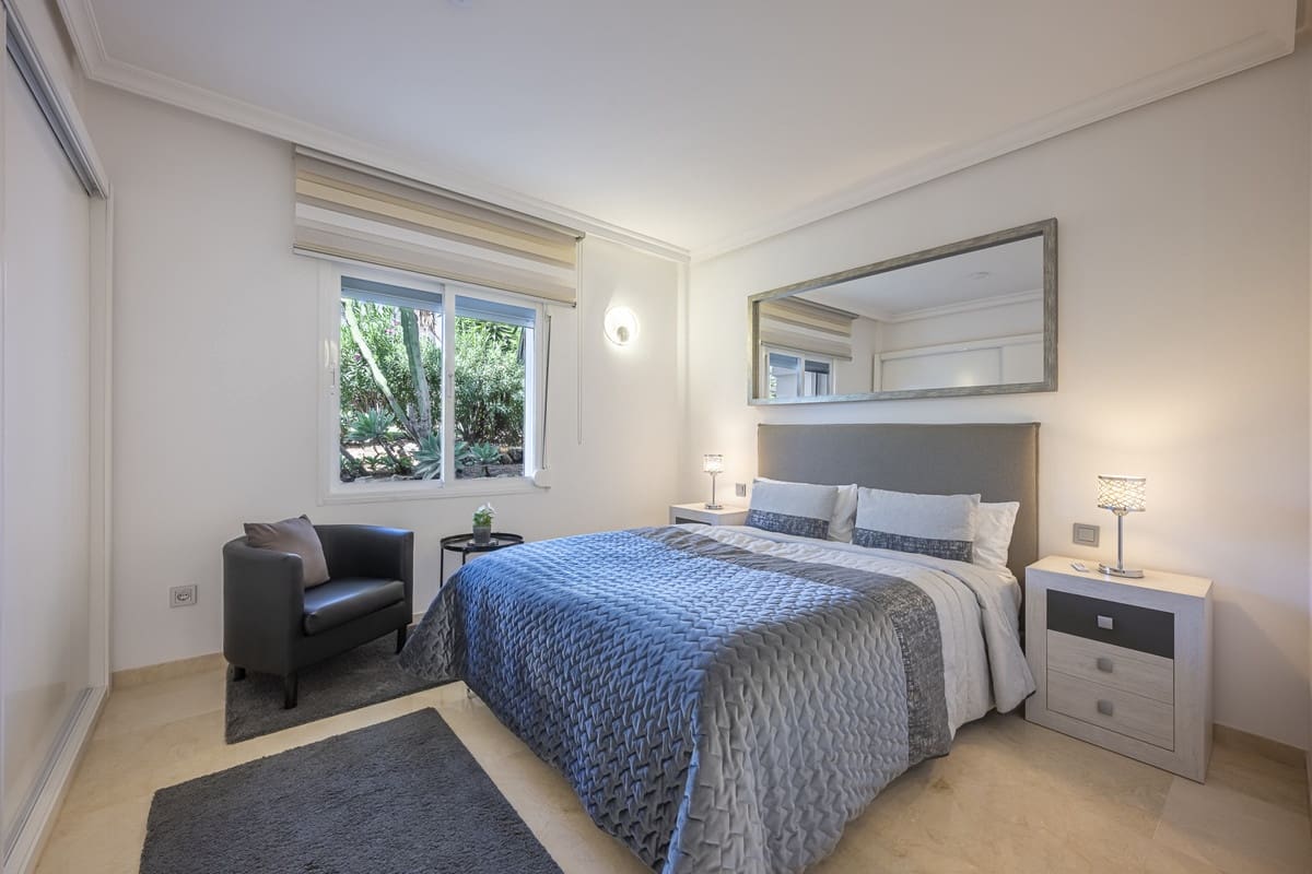 Apartamento de 3 habitaciones en Estepona en venta - 849.000 € (Ref: 9524840)