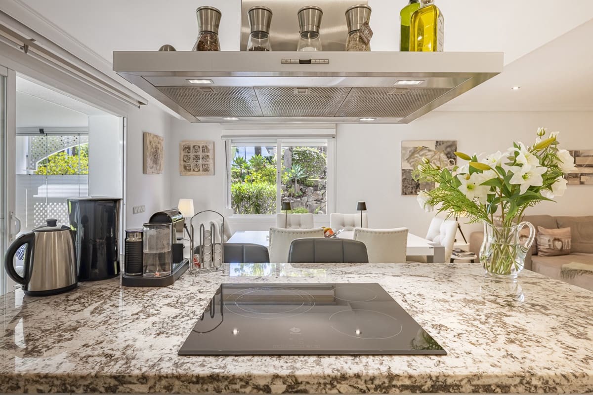 Apartamento de 3 habitaciones en Estepona en venta - 849.000 € (Ref: 9524840)