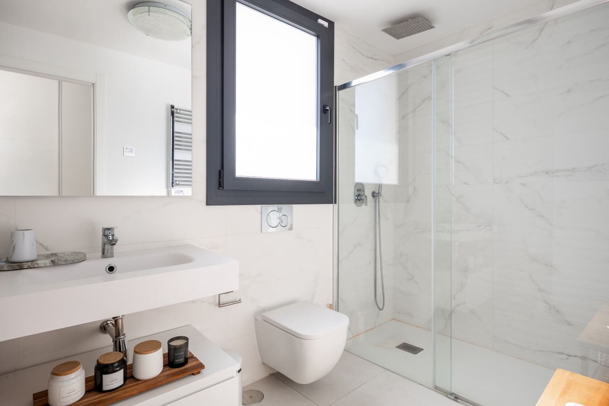 3 bedroom Townhouse for sale in Estepona - € 899,000 (Ref: 9524844)