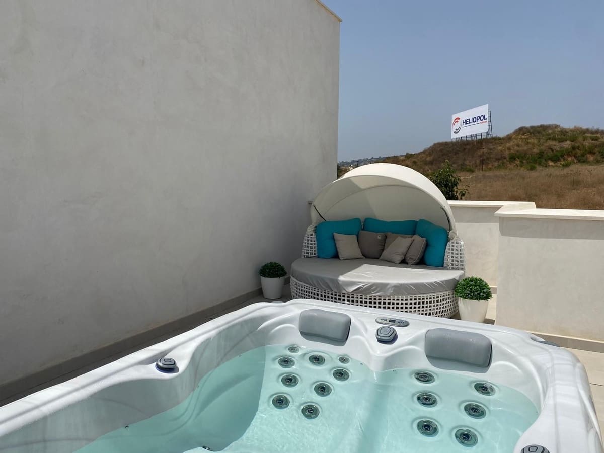 3 bedroom Townhouse for sale in Sotogrande with garage - € 895,000 (Ref: 9524847)