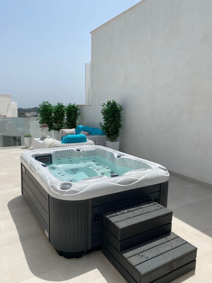 3 bedroom Townhouse for sale in Sotogrande with garage - € 895,000 (Ref: 9524847)