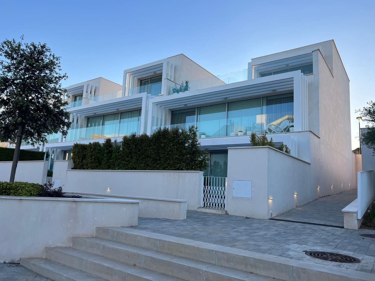 3 bedroom Townhouse for sale in Sotogrande with garage - € 895,000 (Ref: 9524847)