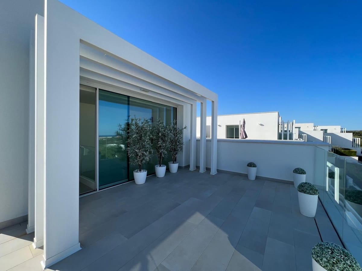 3 bedroom Townhouse for sale in Sotogrande with garage - € 895,000 (Ref: 9524847)