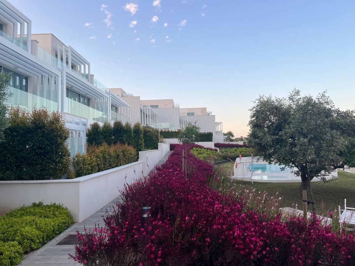 3 bedroom Townhouse for sale in Sotogrande with garage - € 895,000 (Ref: 9524847)